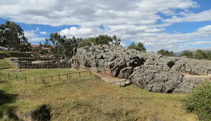 QENQO EN CUSCO